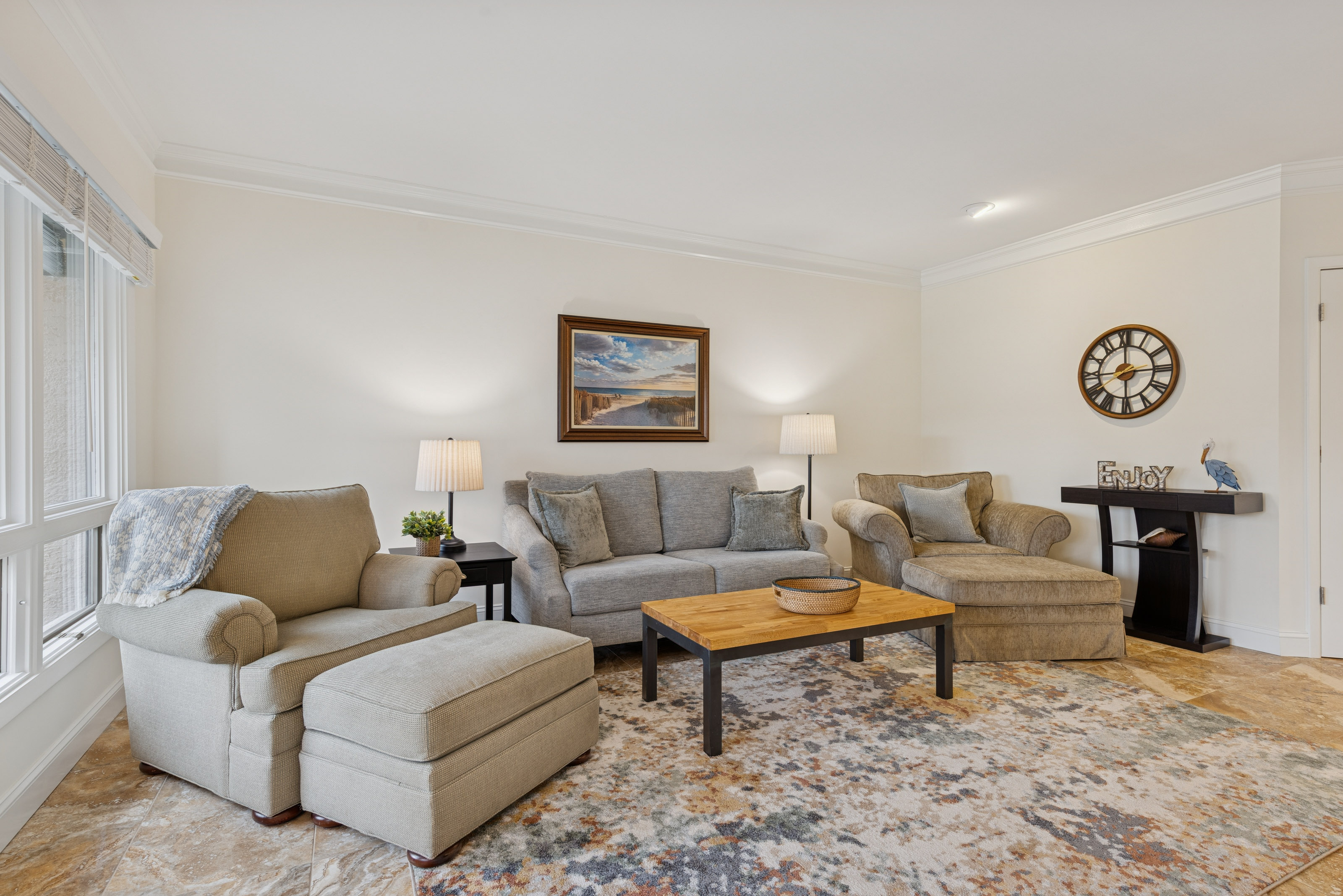 Chill Space for Post-Beach Entertainment