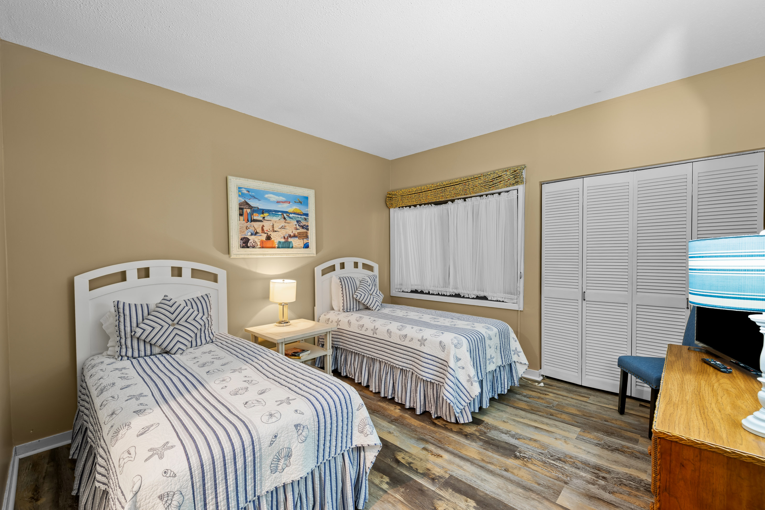 Inviting Guest Bedroom