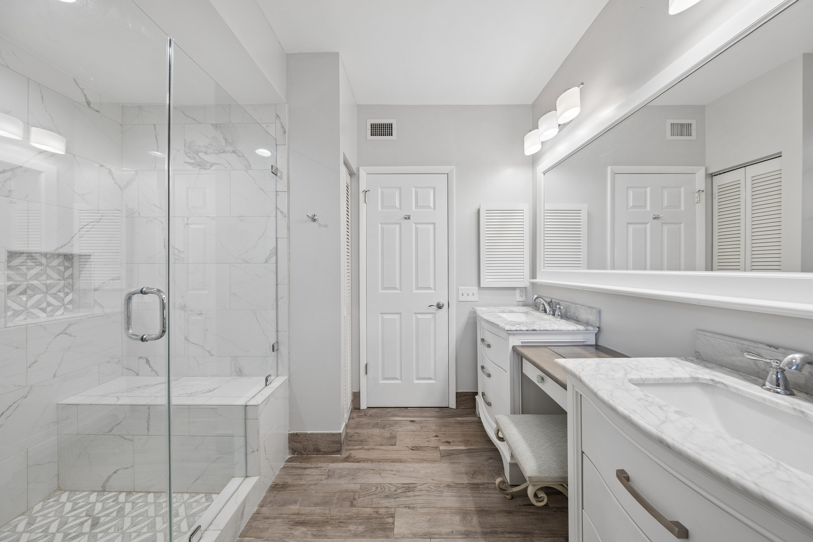 Gorgeous Walk-In Shower