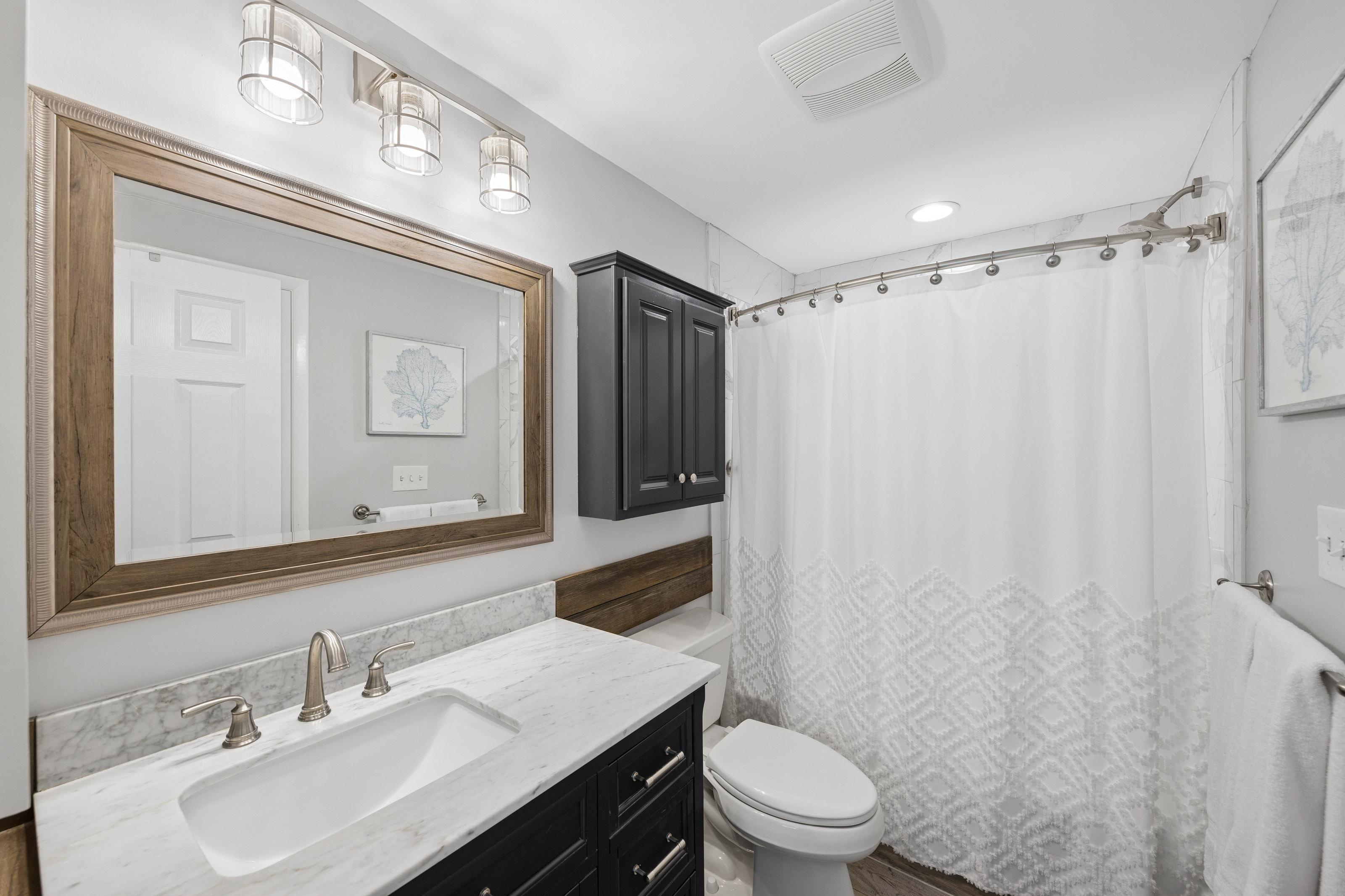 Secondary Bathroom 