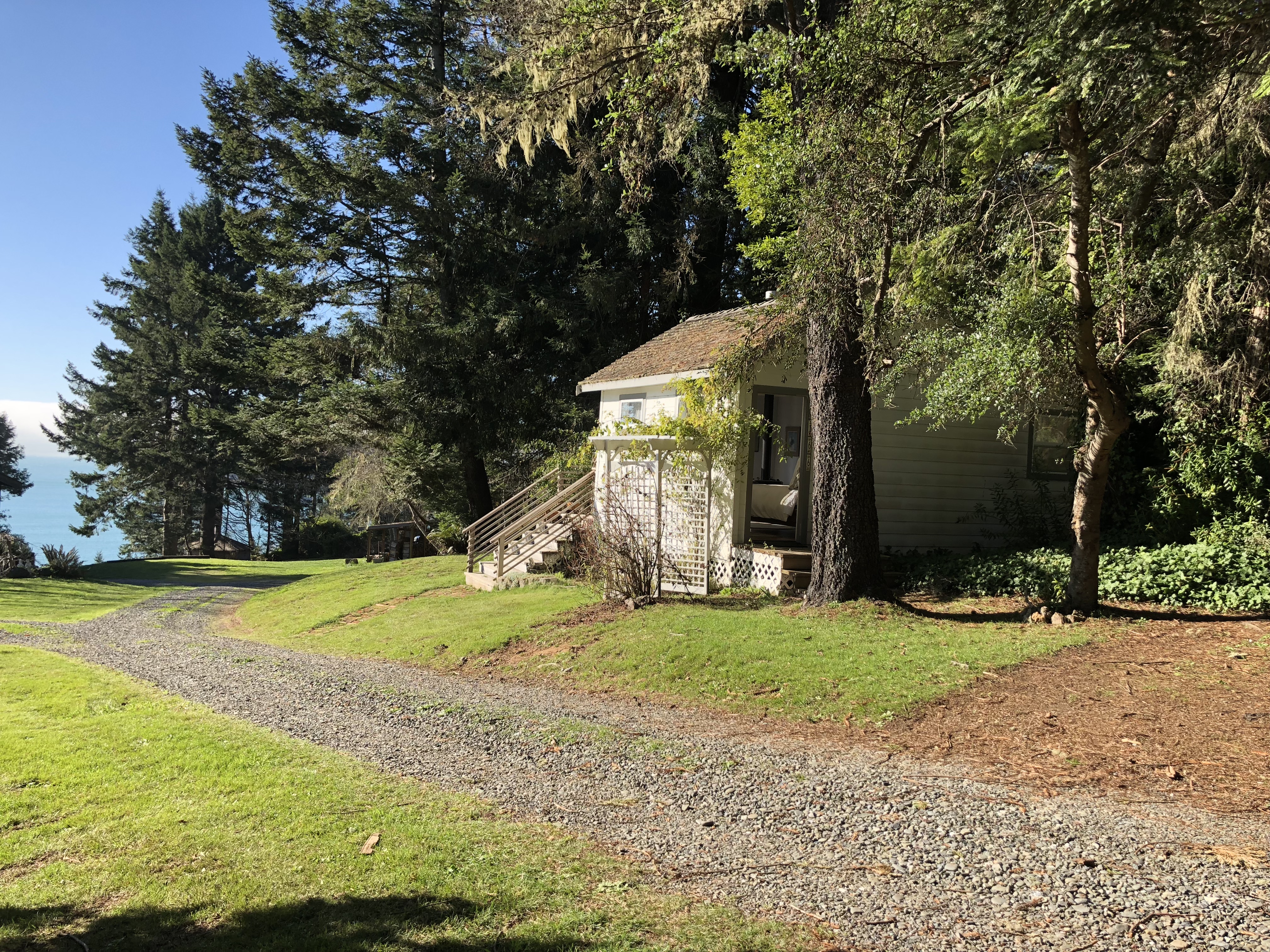 Windrose Cottage Cozy Quiet Retreat By The Sea Trinidad Retreats