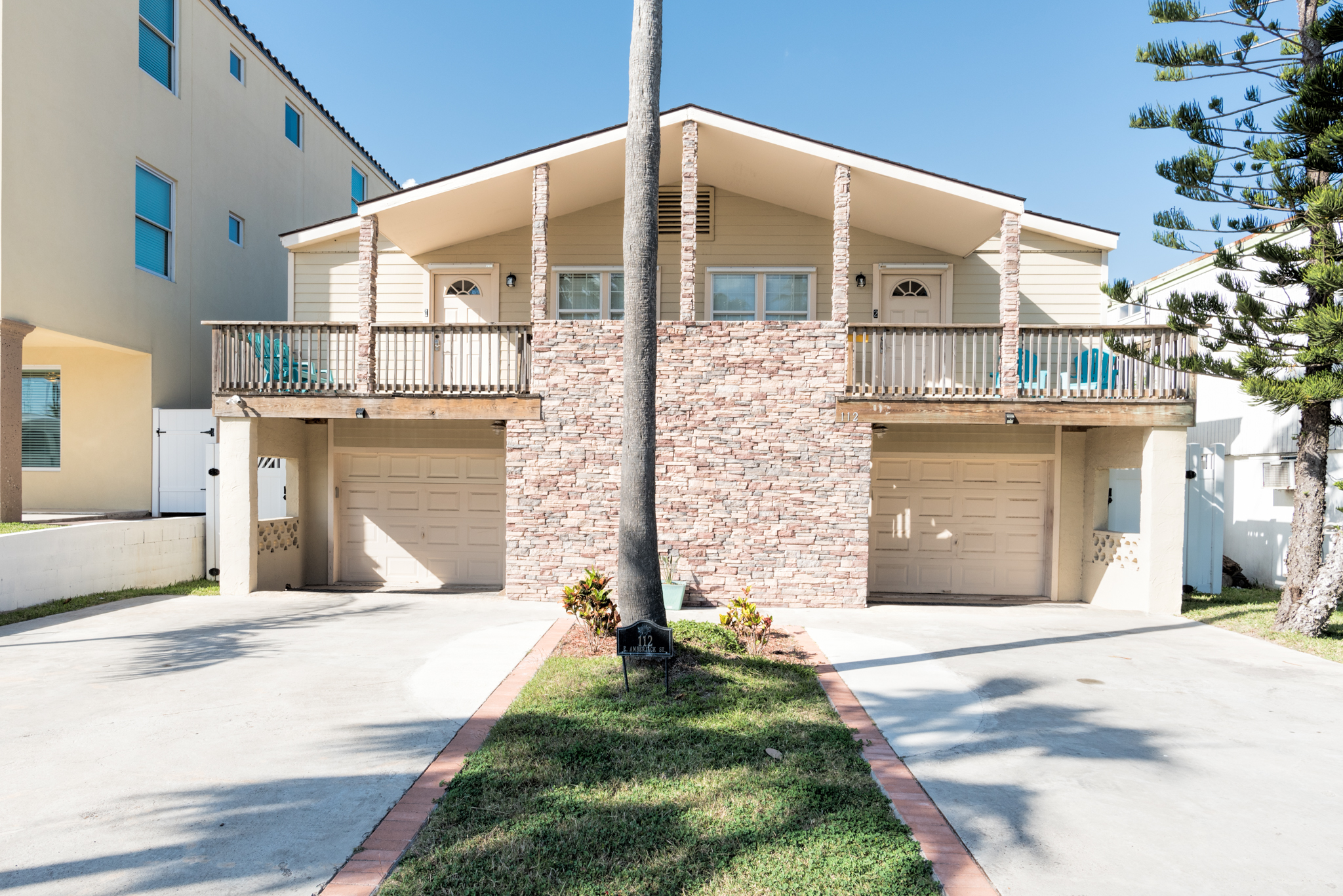 Beautiful Condo With Pool Walk To Beach Turnkey Beautiful Condo With Pool Walk To Beach Turnkey