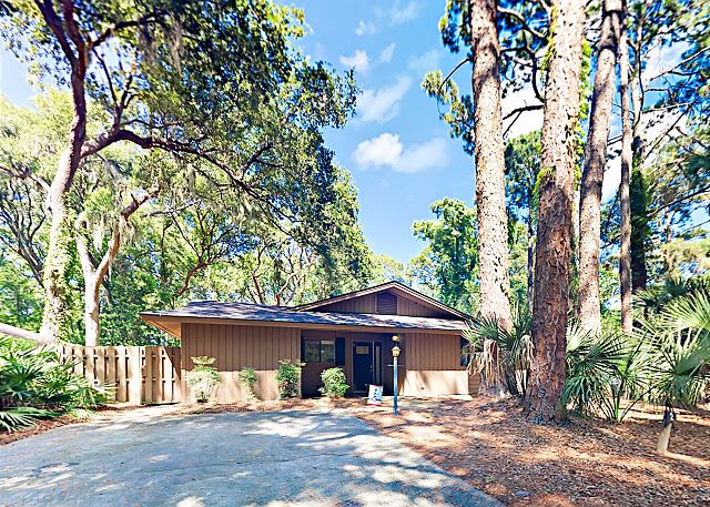 Sea Pines 2br W Patio Near Beach