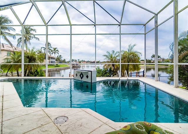 Florida Vacation Rentals- Private Pool, Canal & Beach Vacation Homes