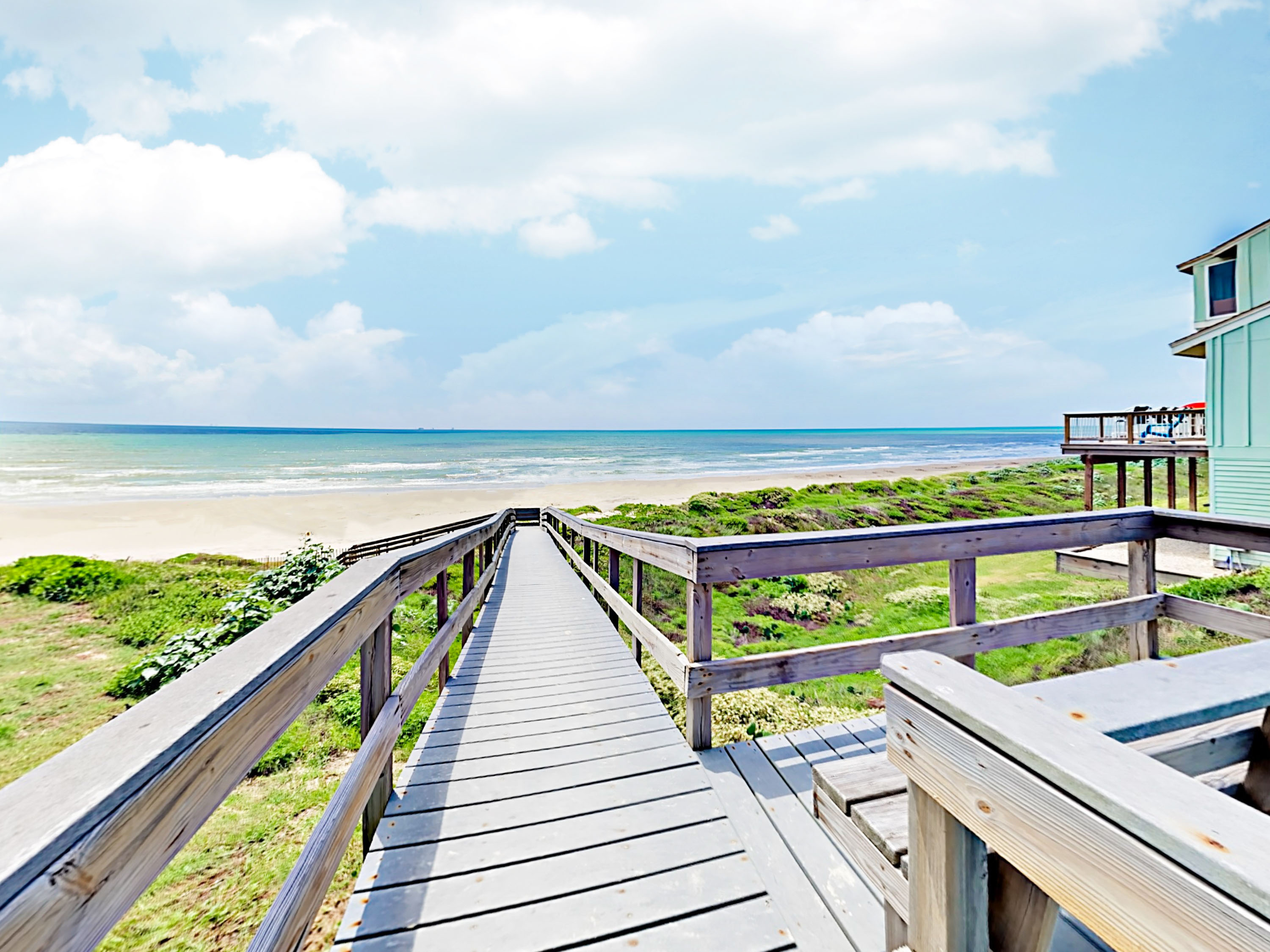 Seahorse Villa Remodeled Beach Home w/ Pool TurnKey