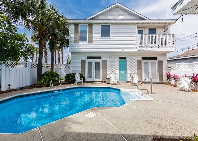 New Listing! Carriage House w/ Pool, Walk to Gulf | TurnKey