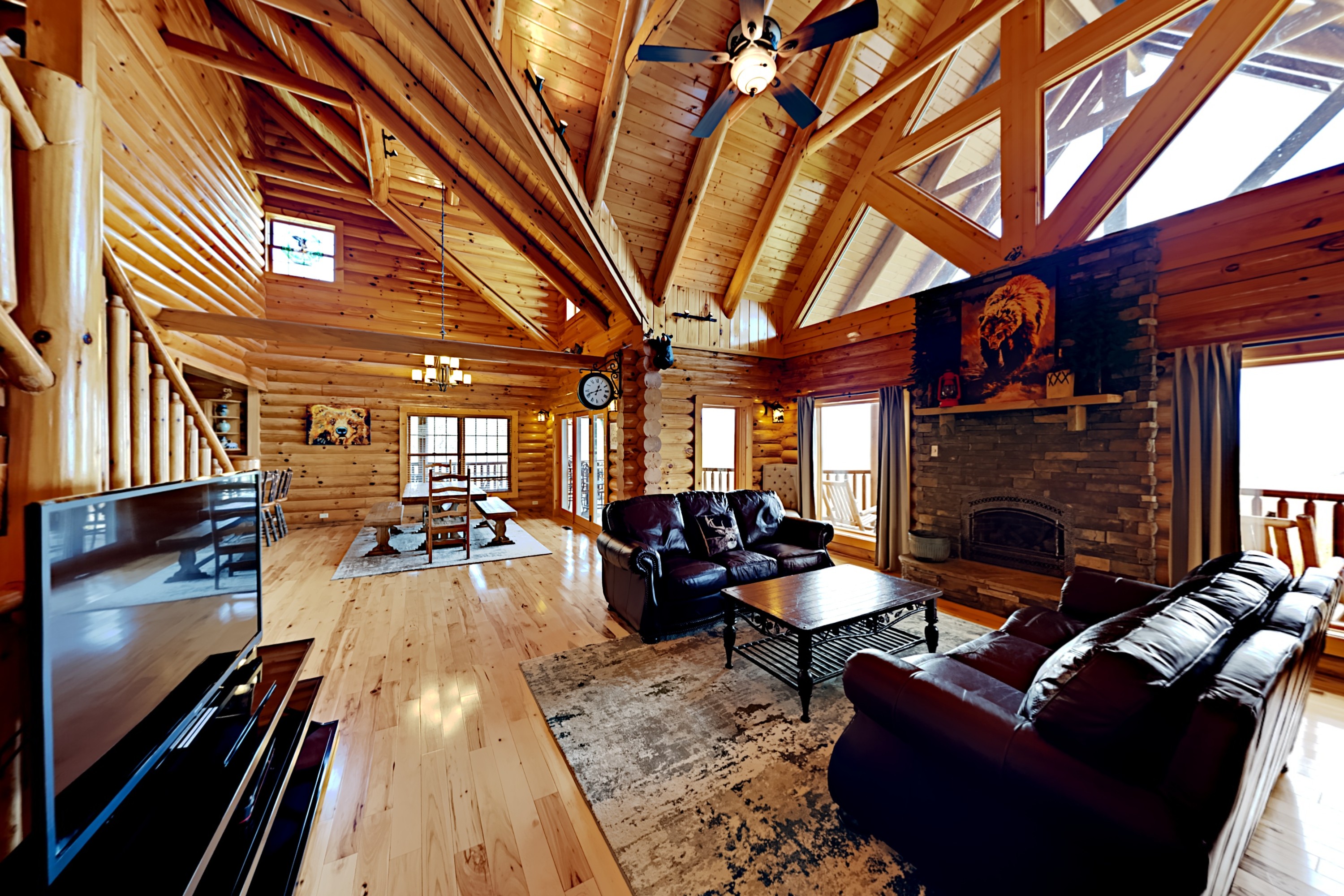 Soaring Eagle Lodge Log Cabin Majestic Views TurnKey