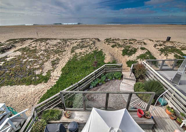 3-bedroom beach house in South Coast, California 3-bedroom beach house in South Coast, California