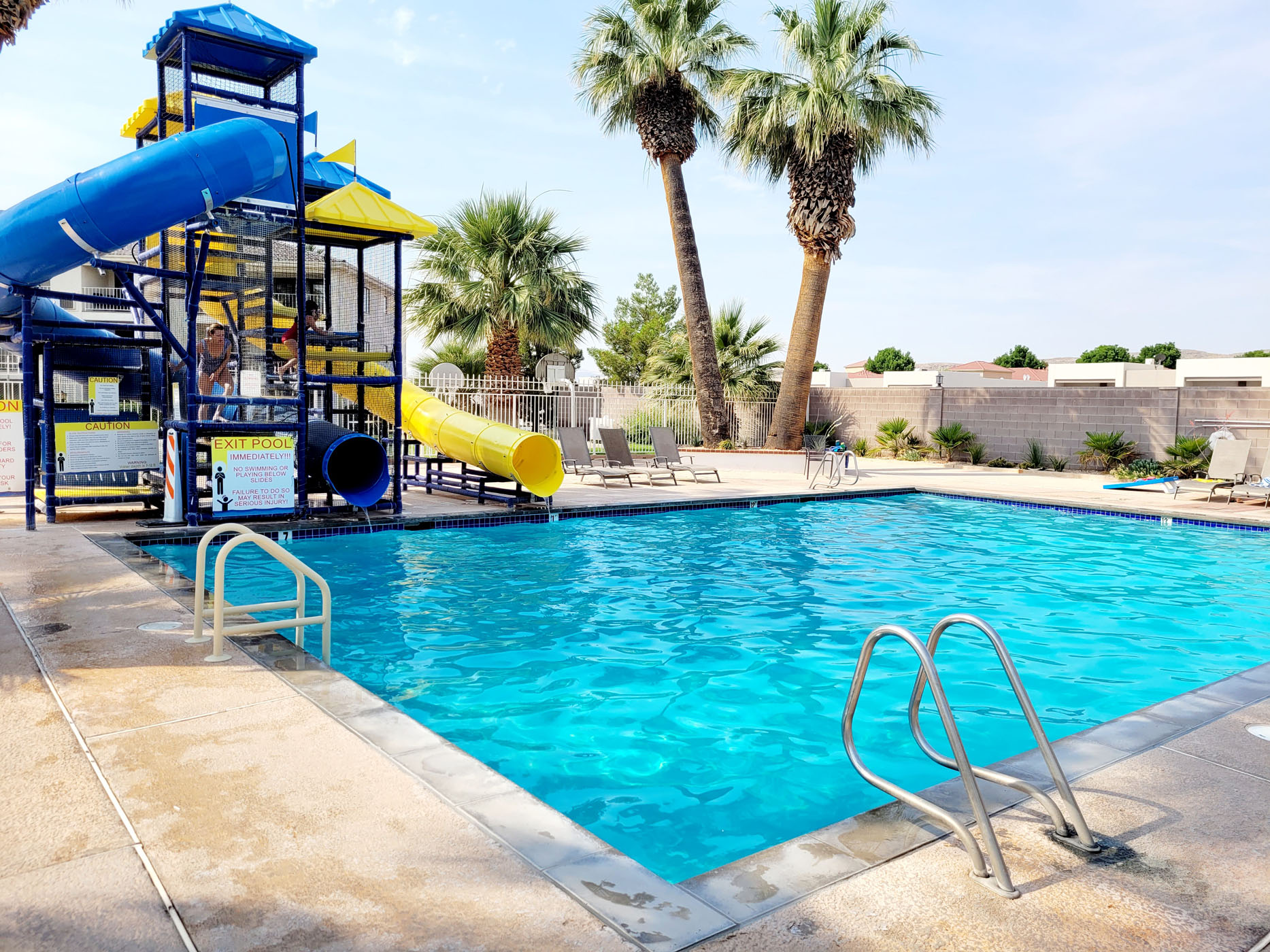 20| Vue at Green Valley with Community Pool
