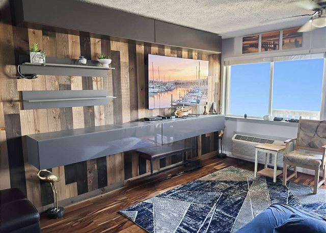 Sun Harbor Hideaway Sleeps 4 - 1 Bedroom Condo - Waterview with Balcony