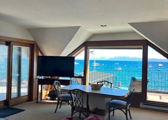 #4-5 Tahoe Vista Inn