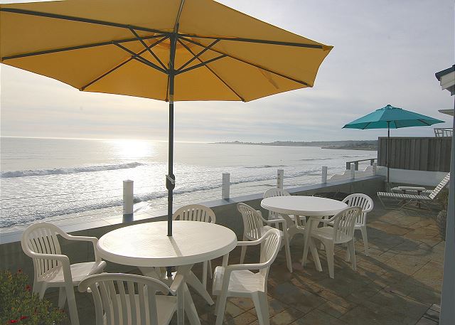 Oceanfront Patio with 2 DiningTables, 2 Lounges and Fire Pit