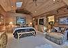 Master King Suite, Smart TV/DVD, Desk & Lake View!