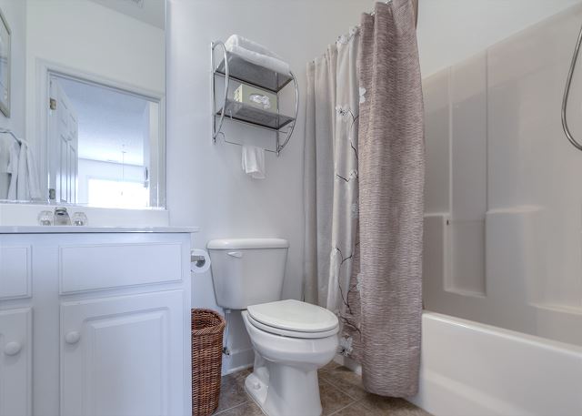 Guest Bathroom - Tub Shower Combo