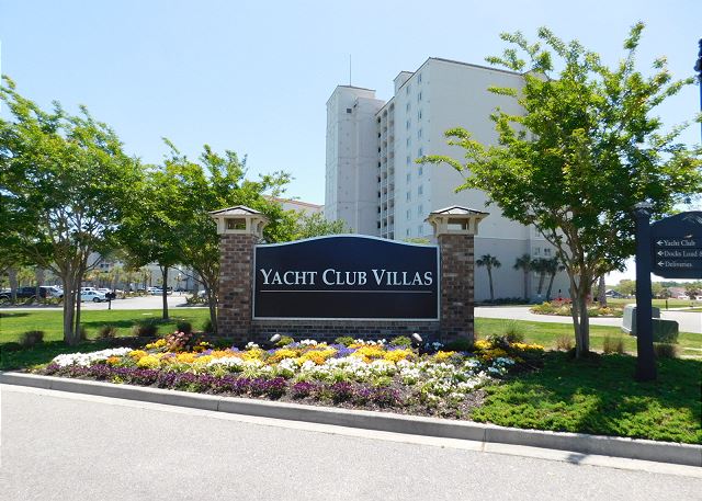 Yacht Club Villas Entrance