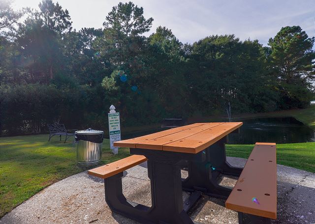 Grilling Area in Arbor Trace