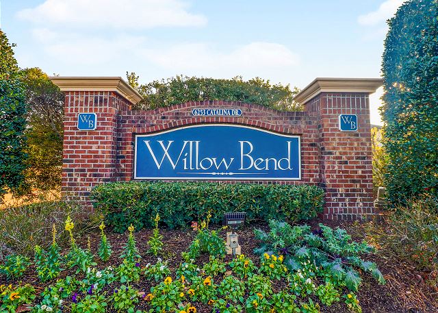 Willow Bend Community Entance