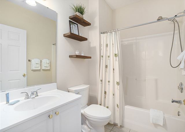 Primary Bedroom Ensuite Bathroom