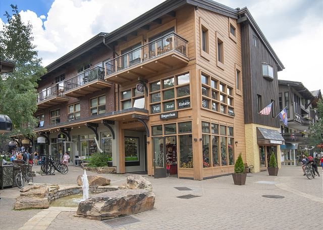 Wall Street 305, 1BD + Loft Condo in Vail Village
