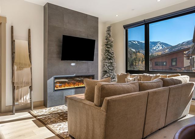 One Riverfront 106, 2BD Townhome with Beaver Creek Views 3