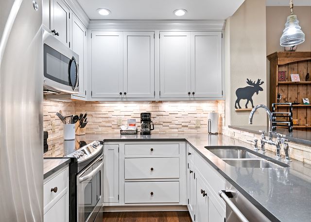 Borders Lodge U108 3BD Beaver Creek Ski-In, Ski-Out Condo 3