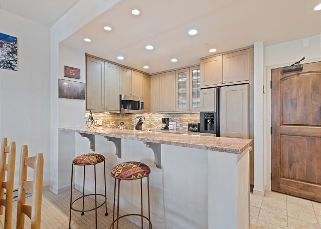 Borders Lodge U304 1BD Beaver Creek Ski-In, Ski-Out Condo 6