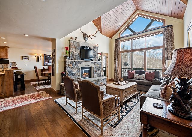 Borders Lodge U407 3BD Beaver Creek Ski-In, Ski-Out Condo 2