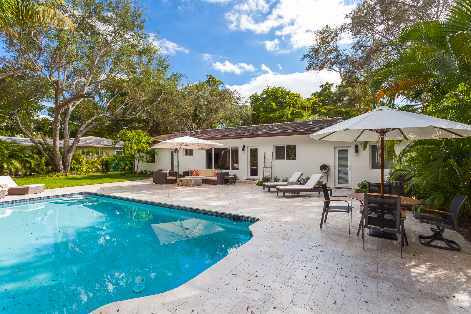 Hamilton House - Miami House Rental | Vacation Living Rentals