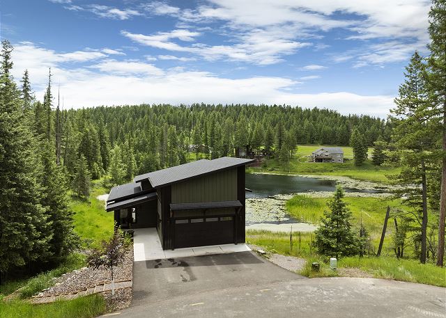 Grizzly Court Retreat