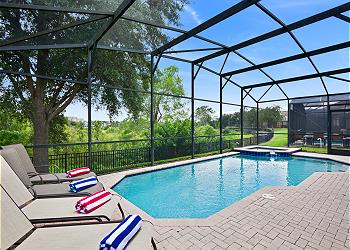 florida vacation rentals with private pool and game room