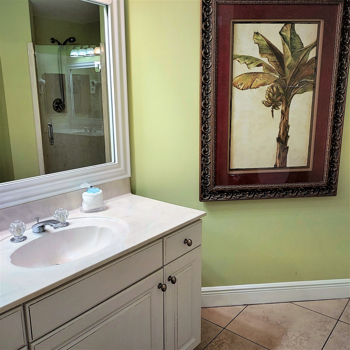 Third Bedroom Private Bath