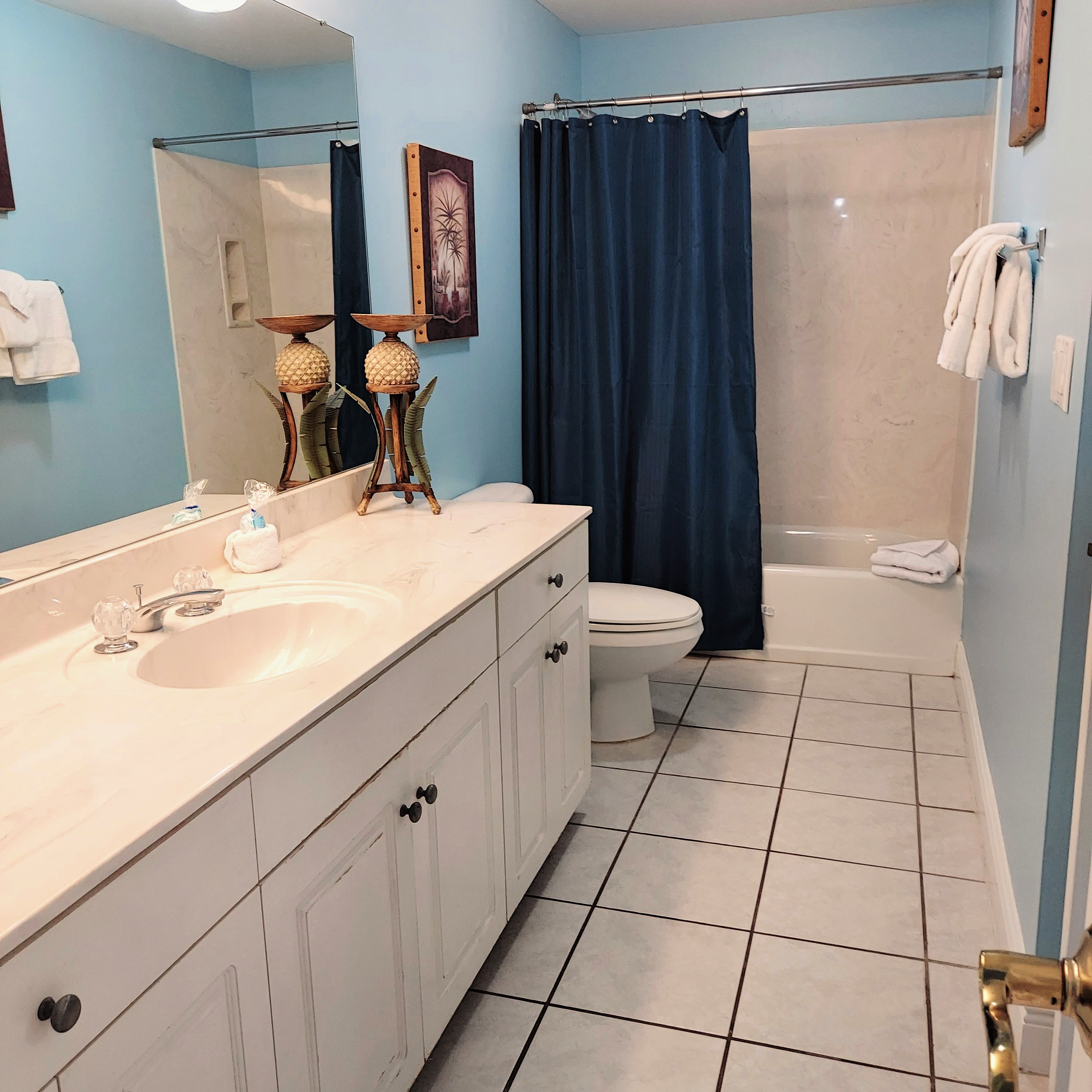 Hall Bath 