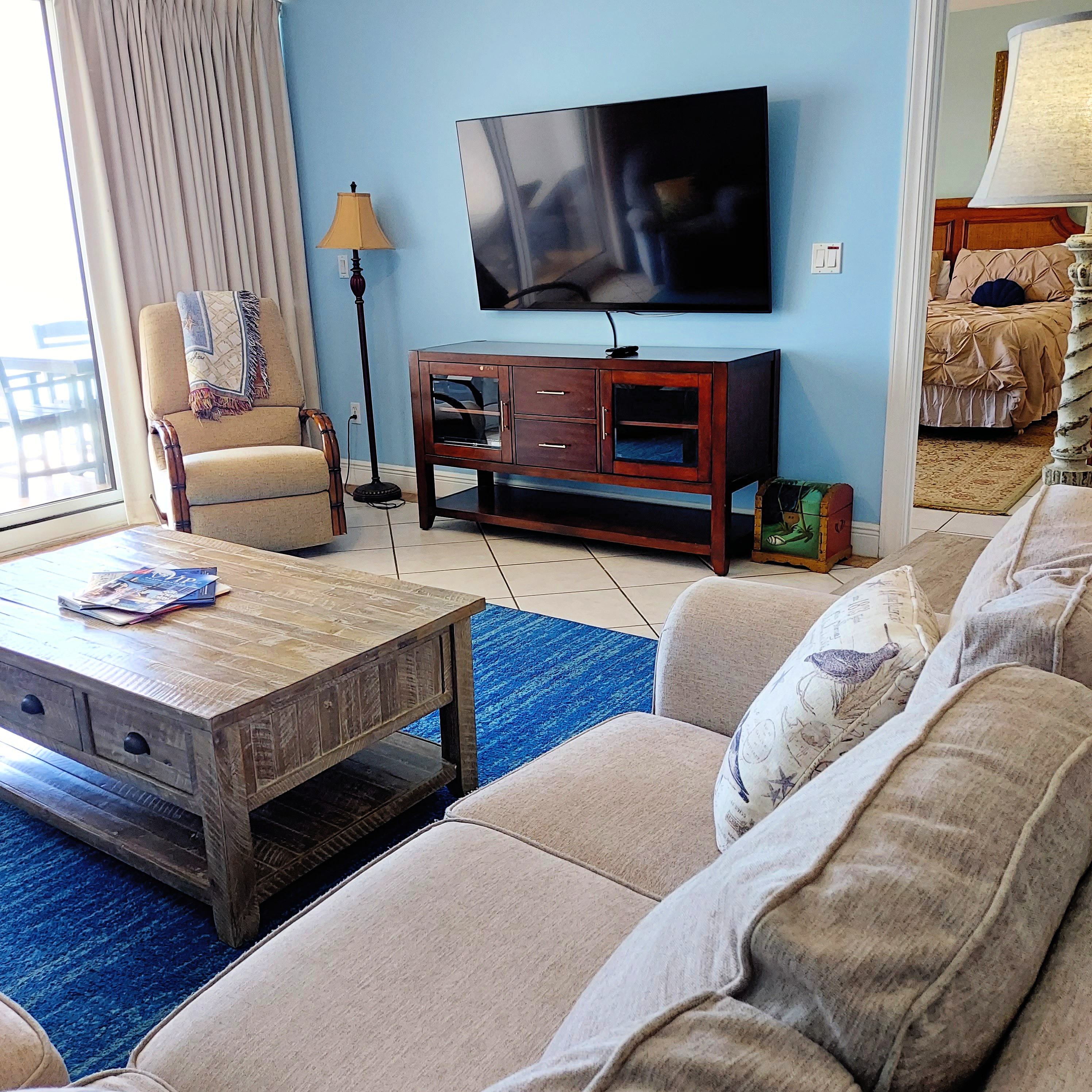 Gulf Front Living Room w/65In Flat Screen TV