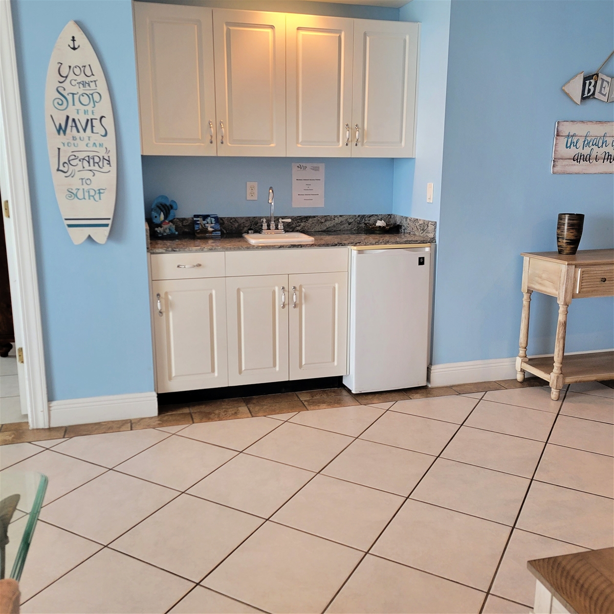 Wet Bar with Mini Fridge