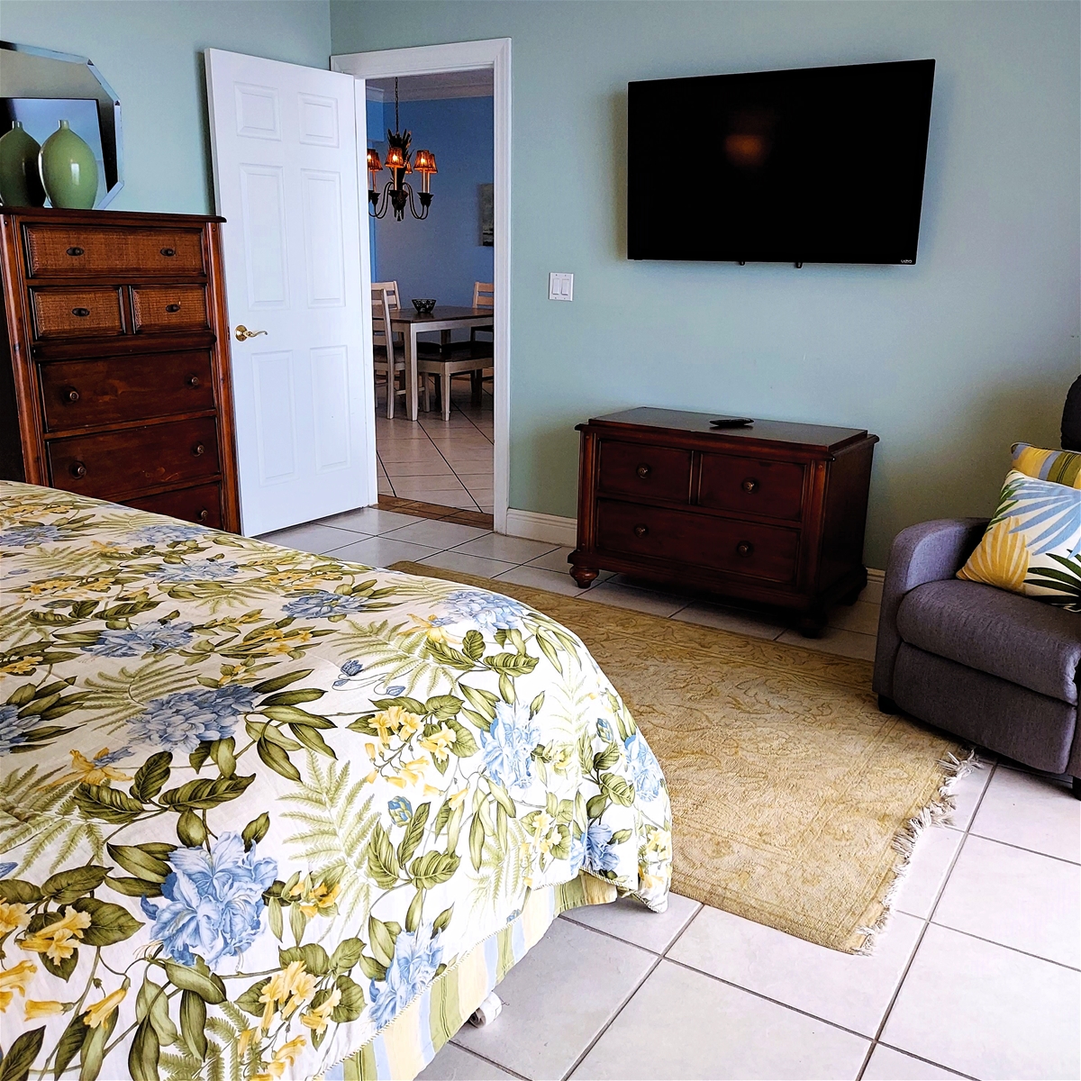 Gulf Front Master Bedroom