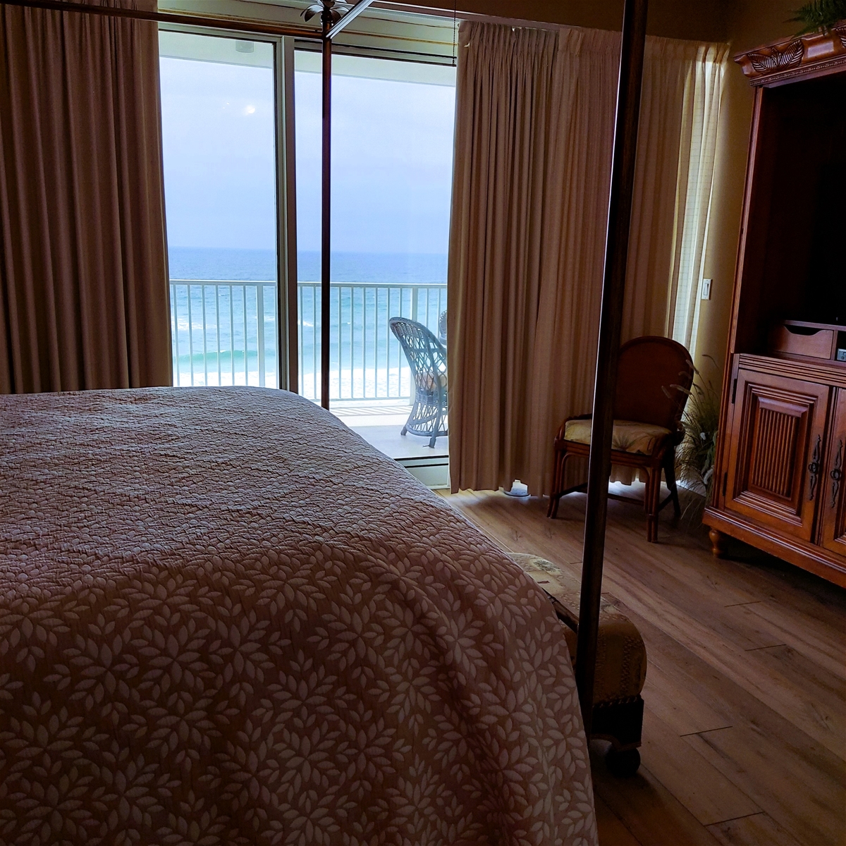 Gulf Front Master Bedroom