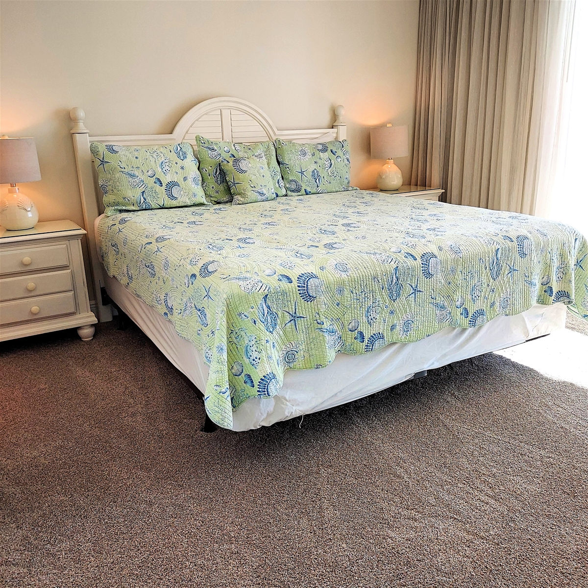 2nd Master Bedroom with King Bed