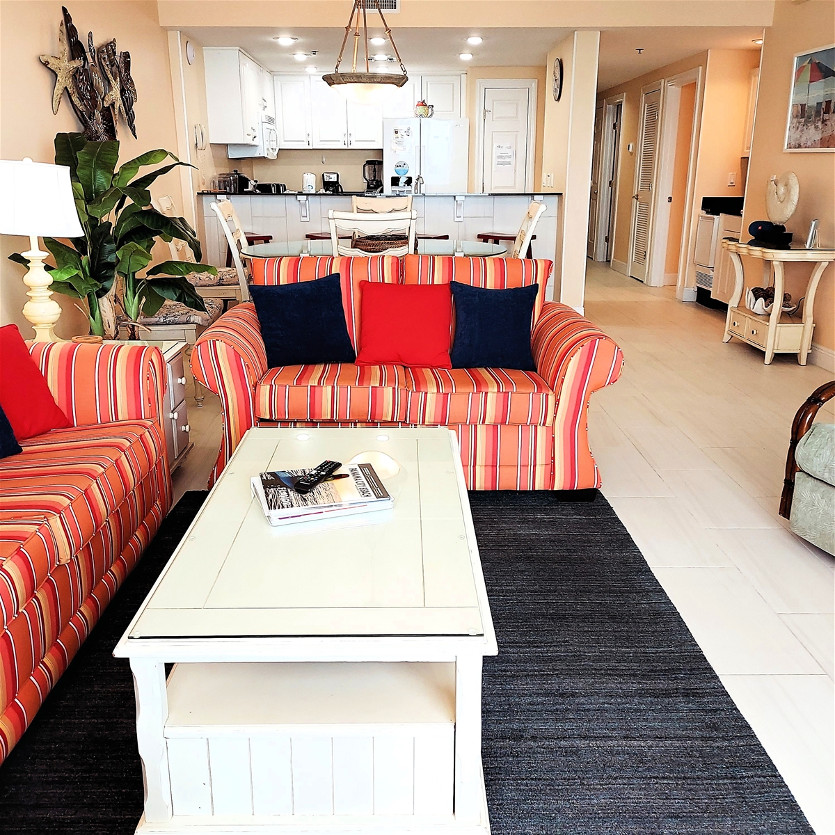 Living Room/Dining Room/Kitchen