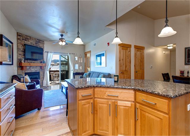 Fully Equipped Kitchen with Granite, Stainless and Bar Seating