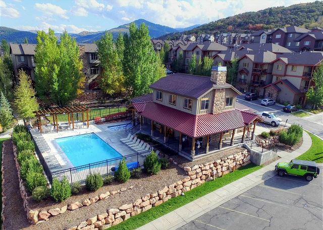 Bear Hollow Village Clubhouse with Pool (summer), Hot Tub (all year), Fitness Room, Fire Pit Area and More!