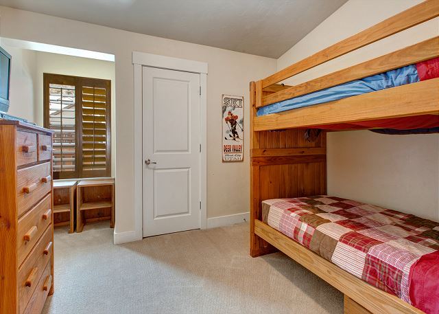 Upstairs Bunk Room (Twin-over-Twin)  - TV