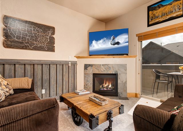 Smart TV Living Room