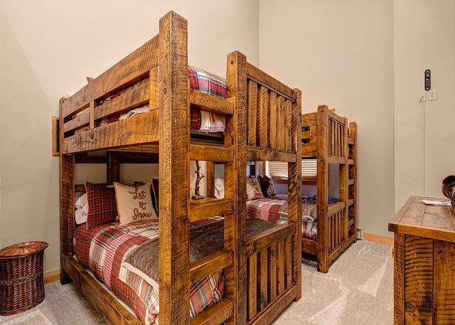 Guest Bedroom - TWO Full-over-Full Bunk Beds