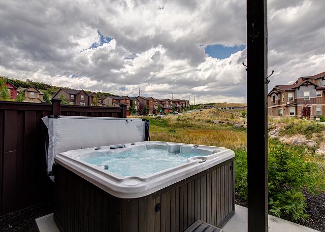 Private Hot Tub with Views! 
