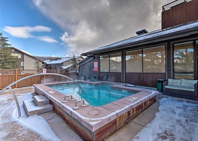 Hot Tub - Open all year