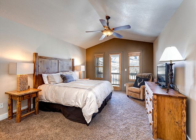 Canyon Crossing 2153 by Moose Management Vacation Rentals Park C