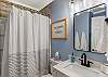 Seaside Villas 104 - Bathroom