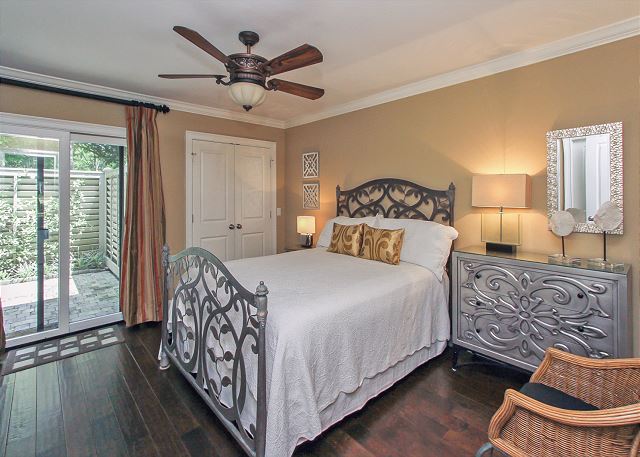 Queen Suite