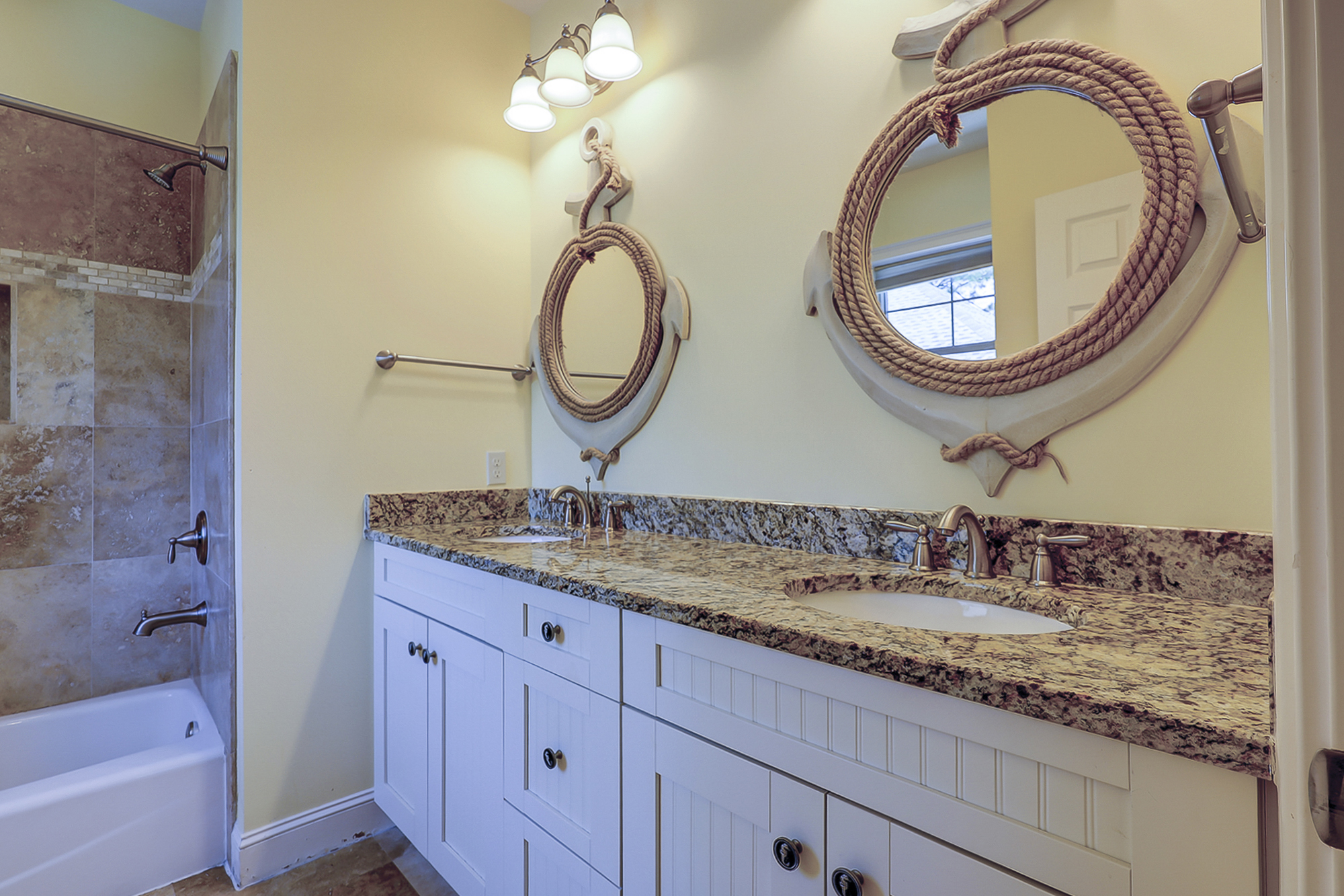 2nd Floor Bunk Suite Full Bathroom