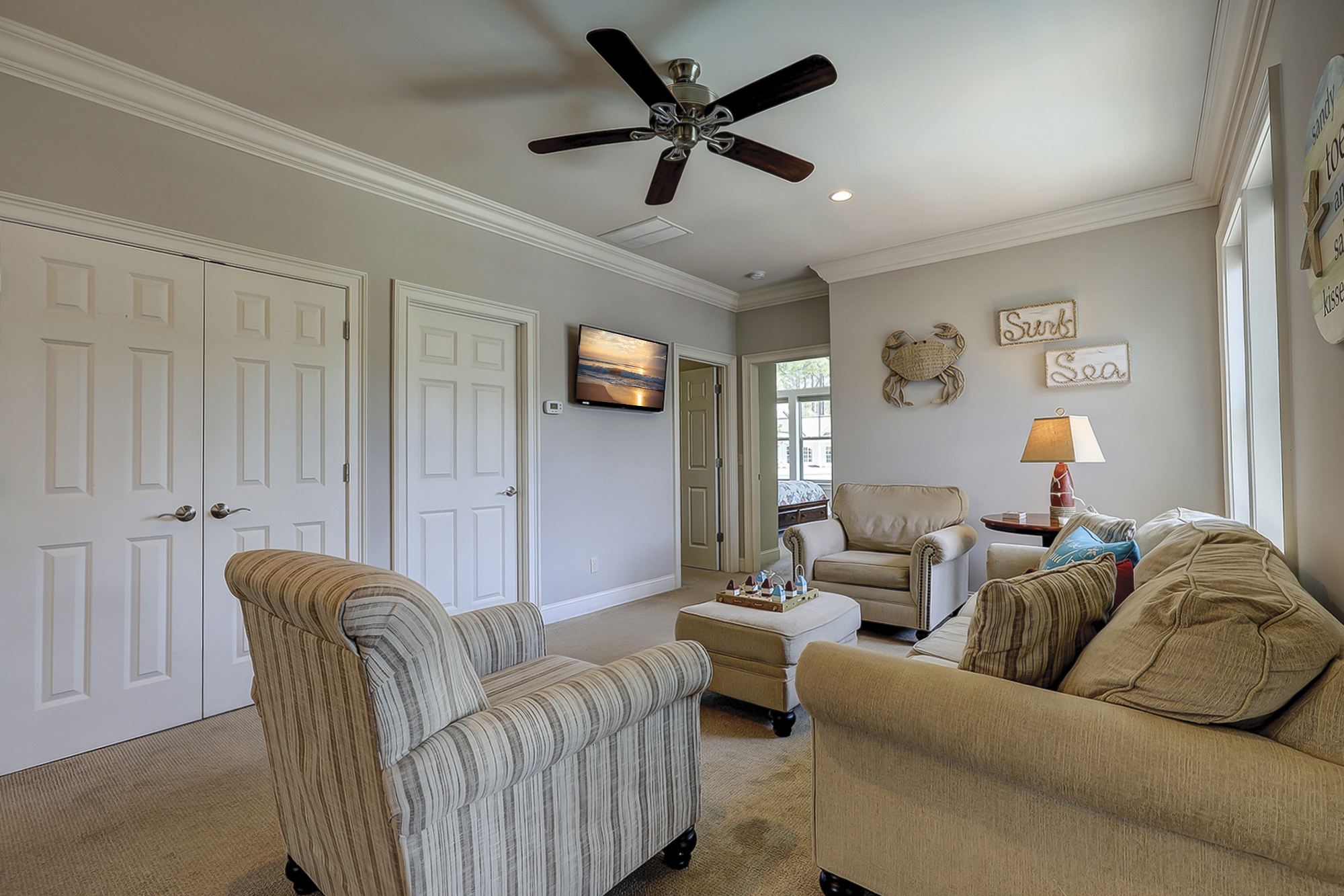 2nd Floor Living Area